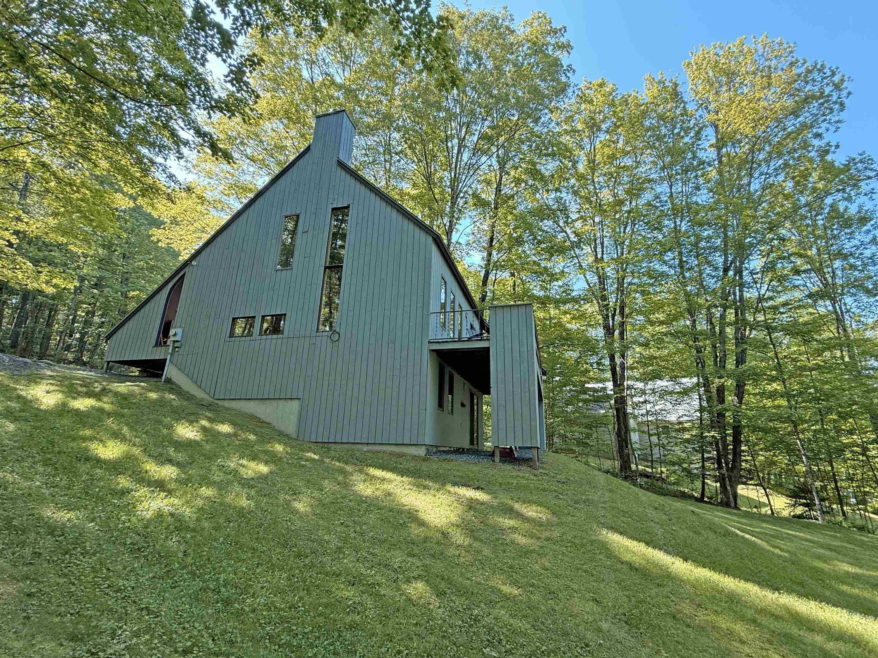 Wilmington, VT 05363,16 View RD