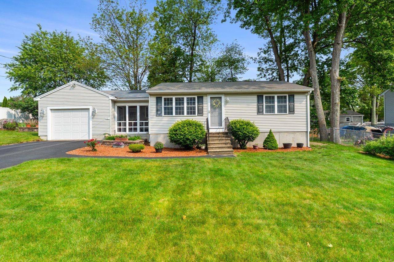 12 Custom ST, Nashua, NH 03062