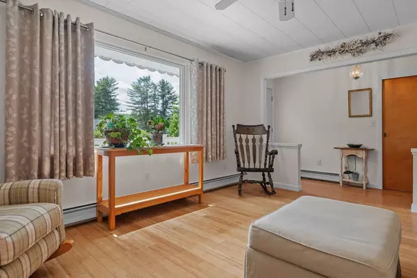 Rutland Town, VT 05736,420 East Proctor RD