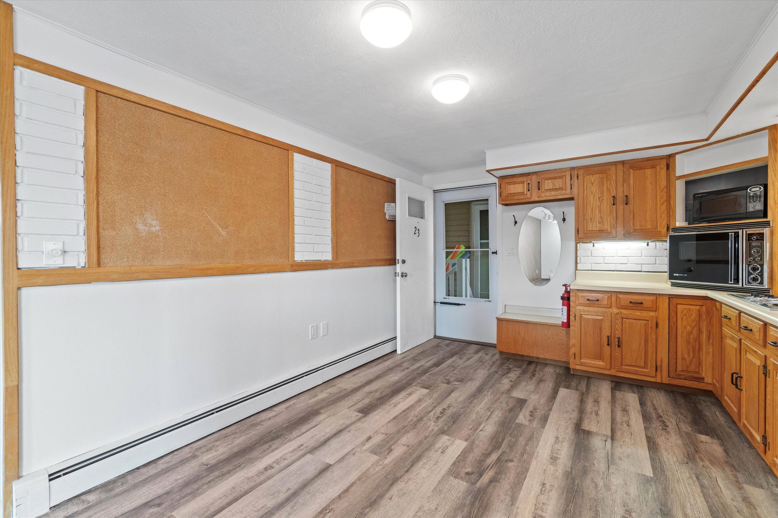 Hampton, NH 03842,68 Kings HWY #23
