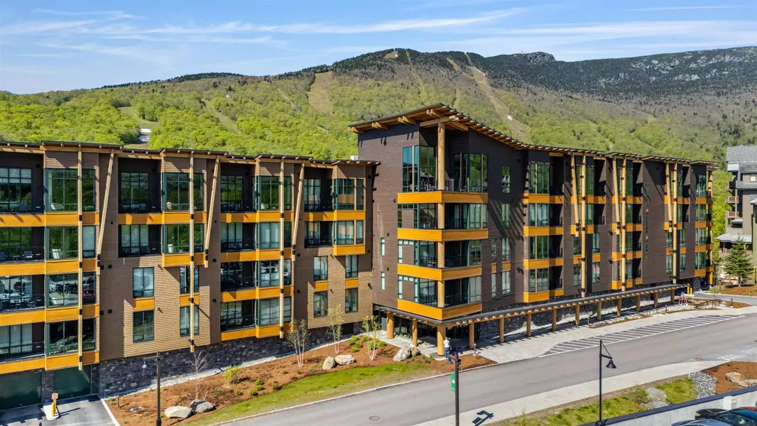 69 Hourglass DR #205, Stowe, VT 05672