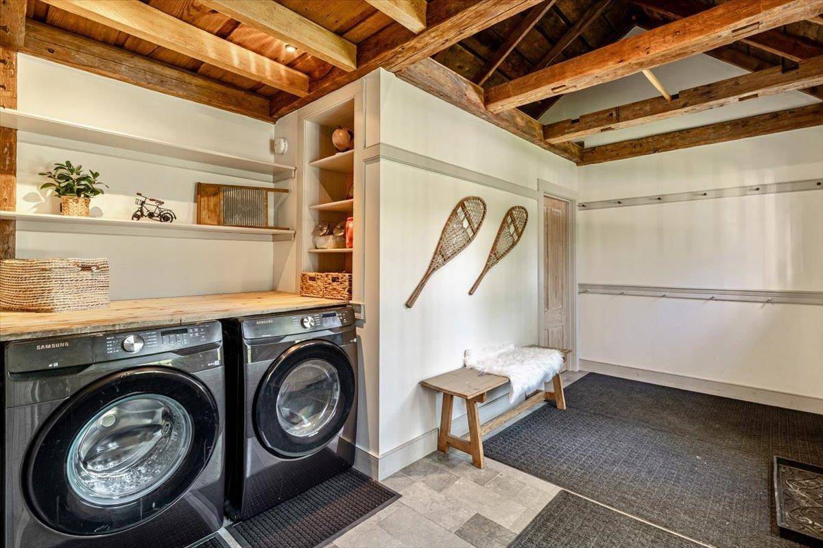 Stowe, VT 05672,4780 Mountain RD