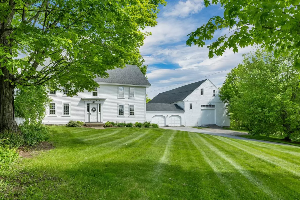 Weare, NH 03281,196 Deering Center RD