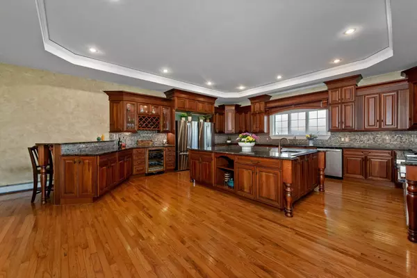 Plymouth, NH 03264,33 Winterberry LN
