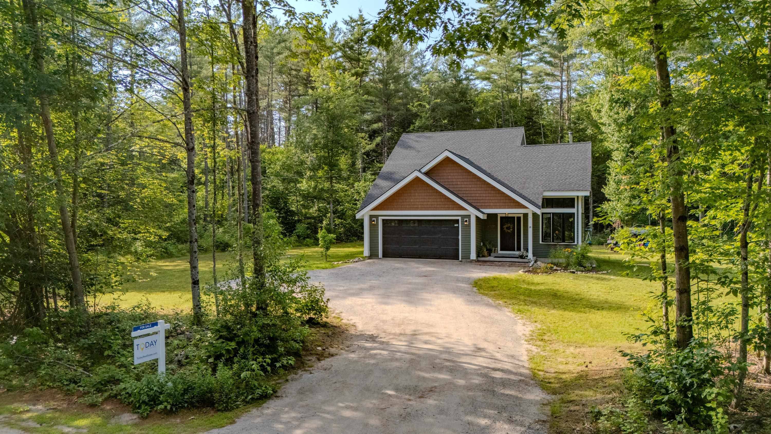 20 Horse Pasture LN, Thornton, NH 03285