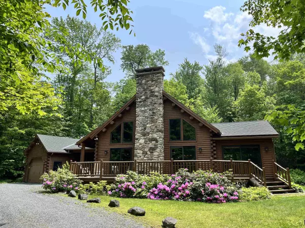 Wilmington, VT 05363,27 Stearns AVE