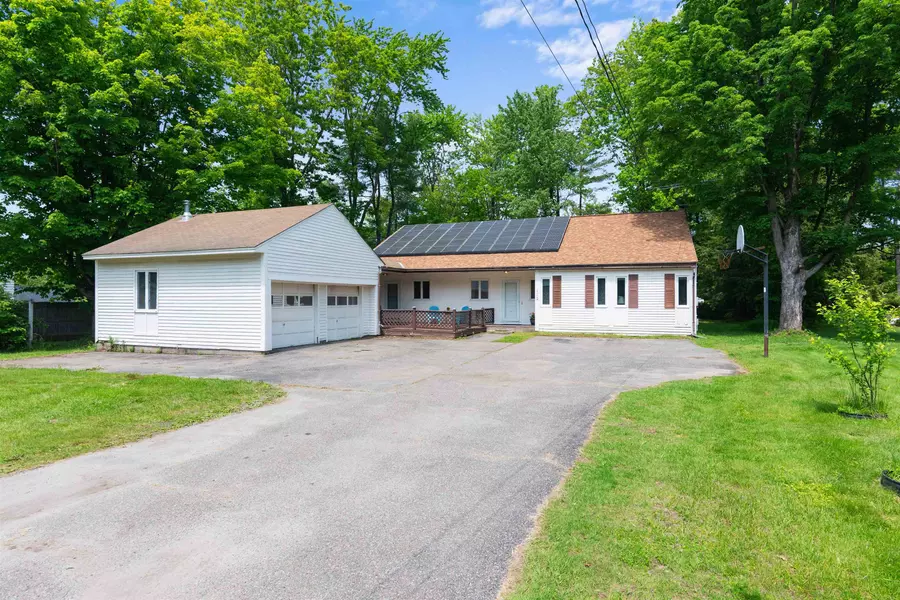 112 Jericho RD, Essex, VT 05452