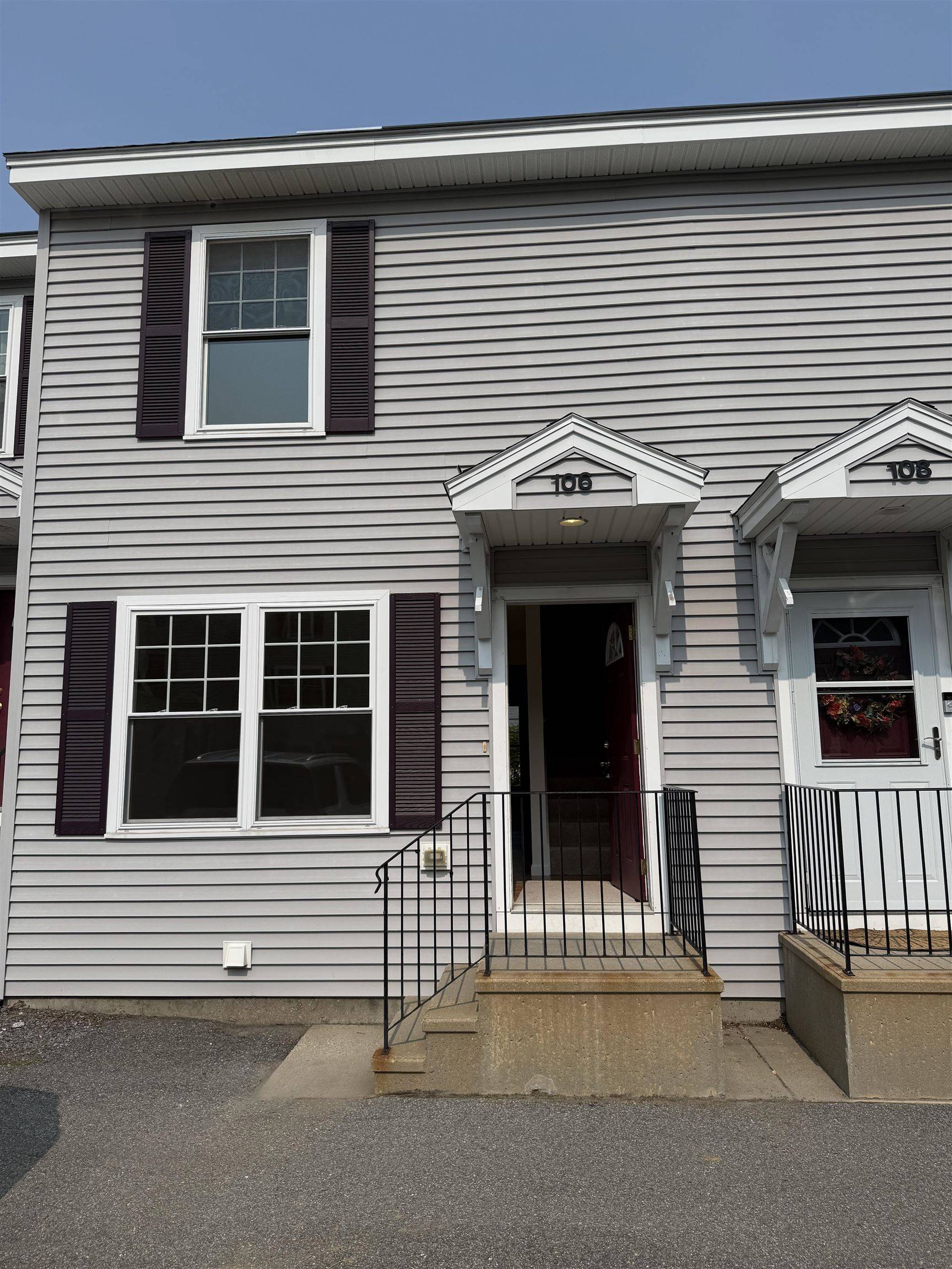 Manchester, NH 03104,106 Karatzas AVE