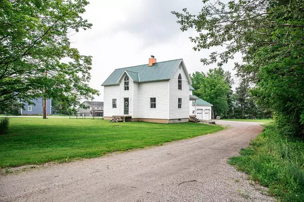 7 Goodall ST, Fairfax, VT 05454