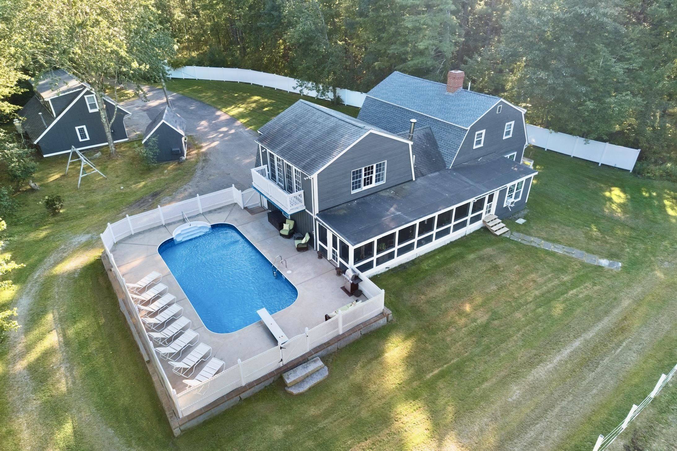 73 Linden ST, Exeter, NH 03833