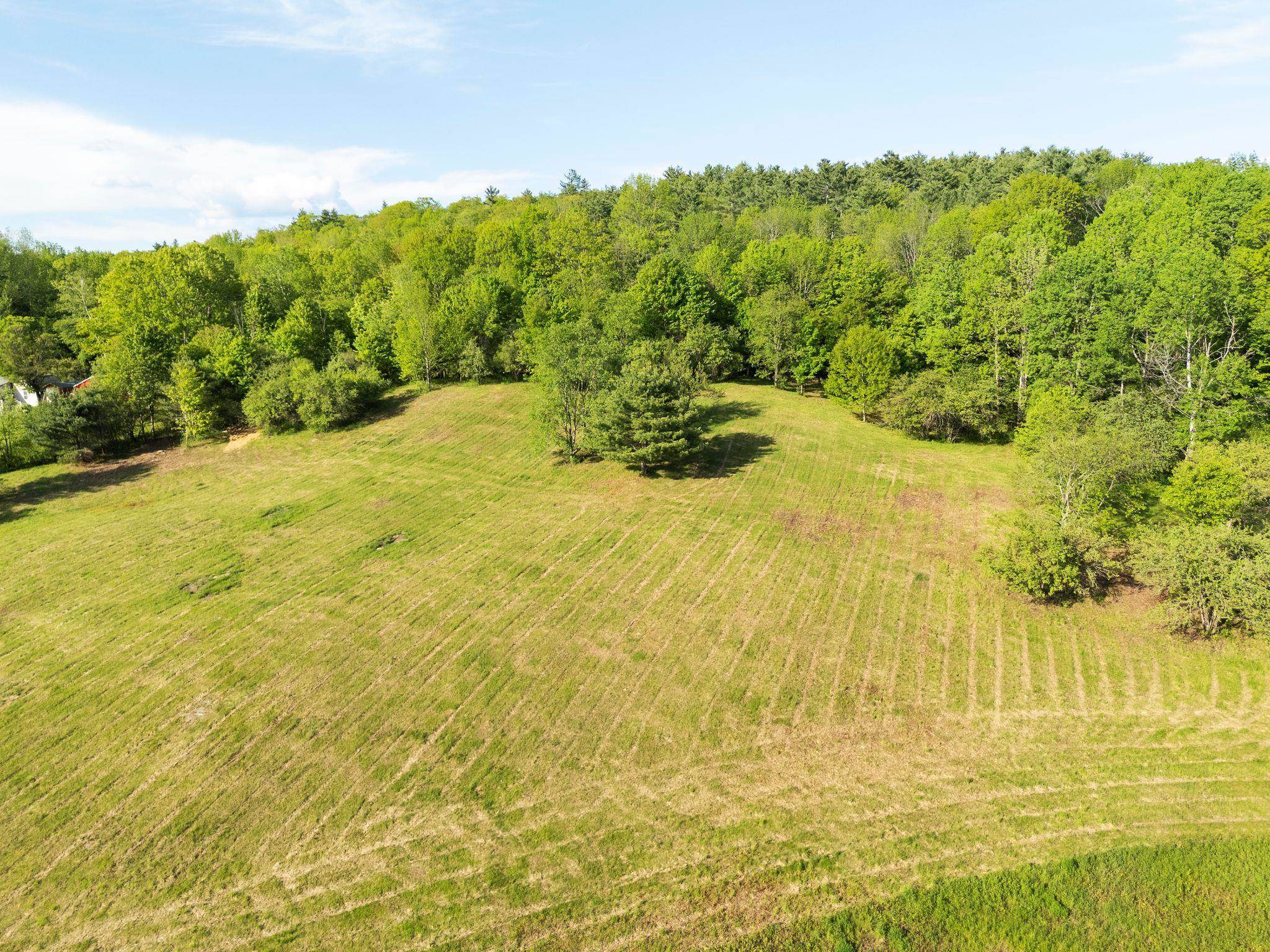Hartford, VT 05001,0 Newton LN