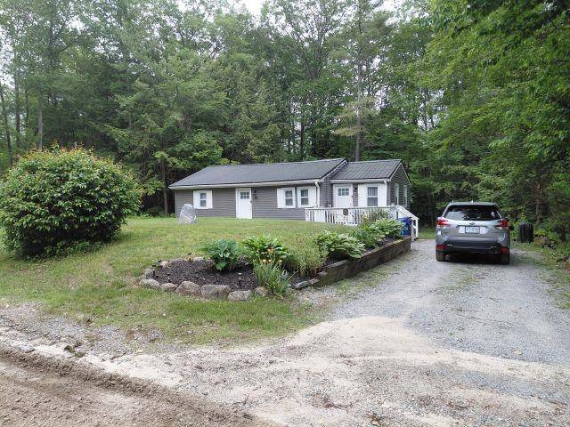 Hillsborough, NH 03244,33 Seminole RD