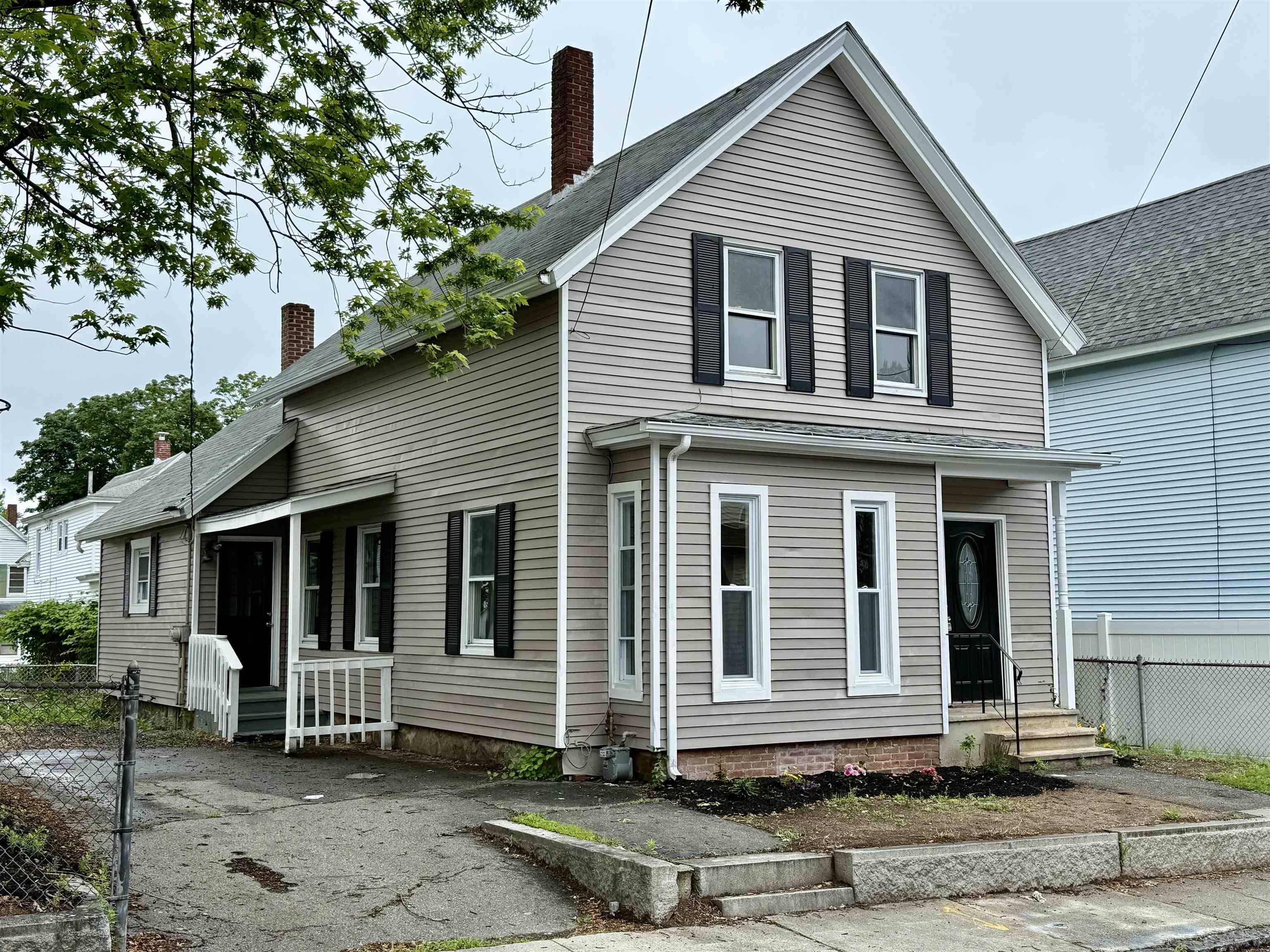 32 Hanover ST, Nashua, NH 03060