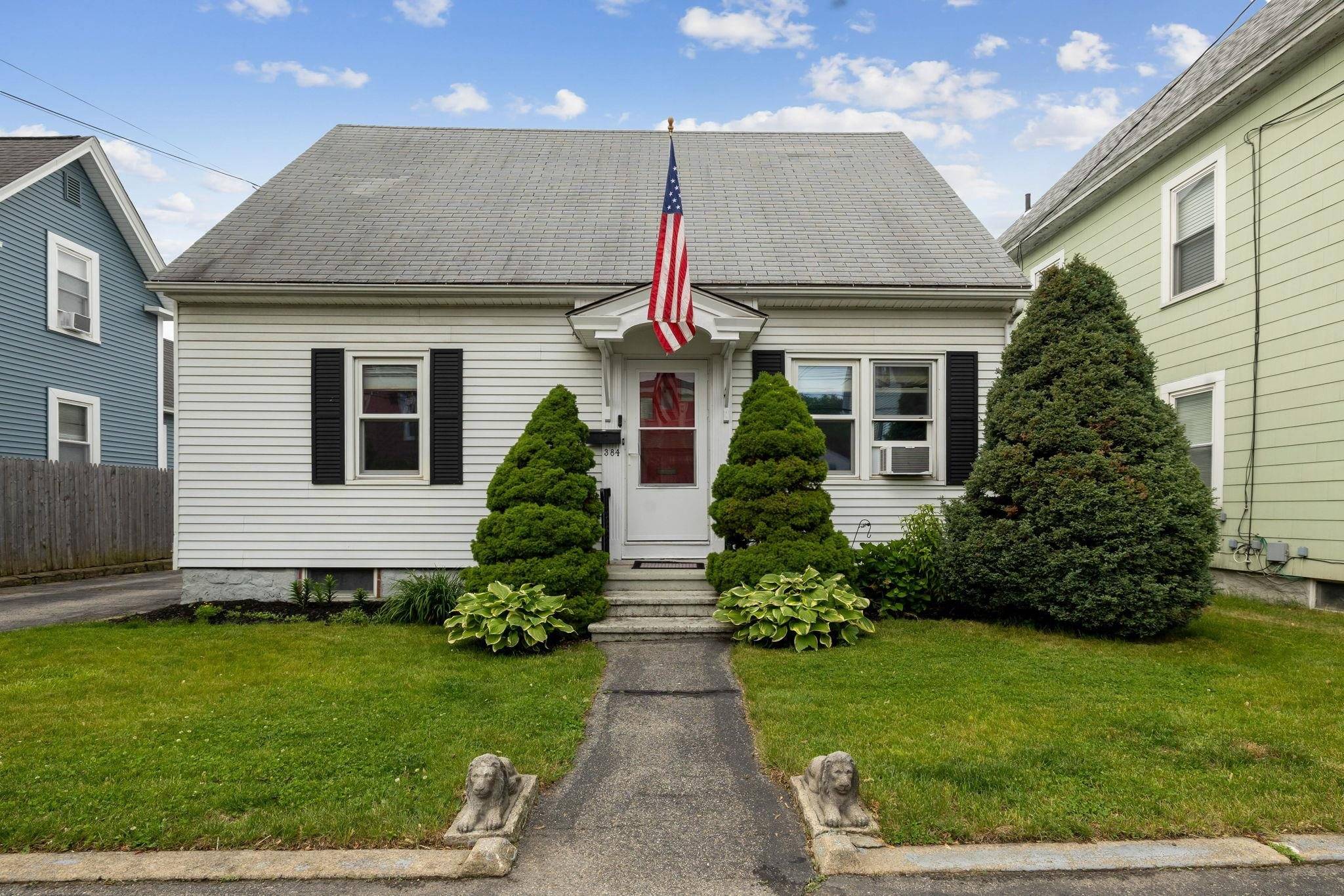 384 Bartlett ST, Manchester, NH 03102