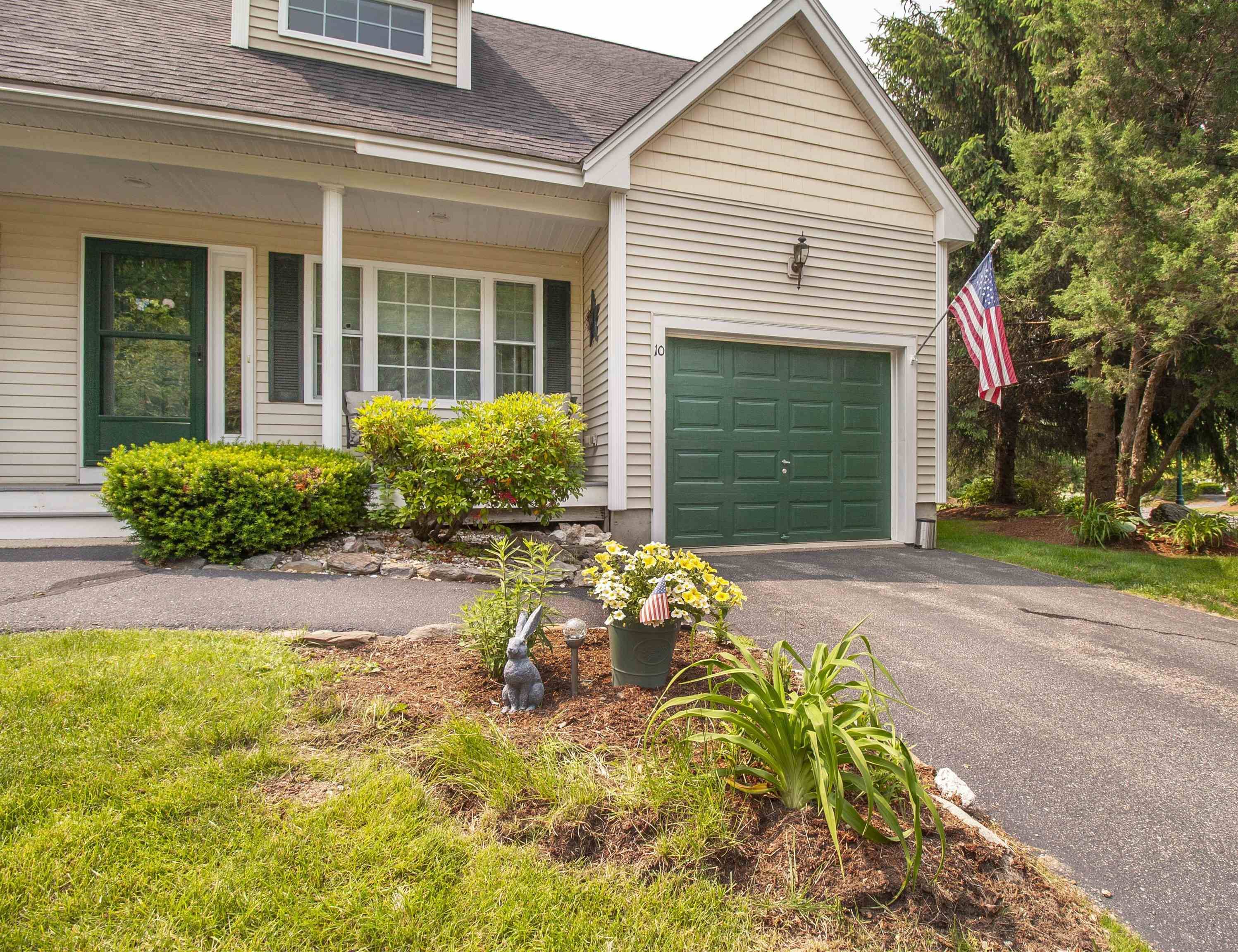 10 Sherwood RD, Raymond, NH 03077