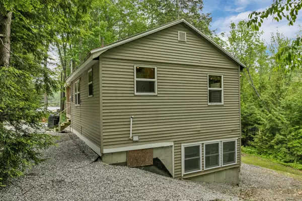 Gilmanton, NH 03237,20 Brook AVE