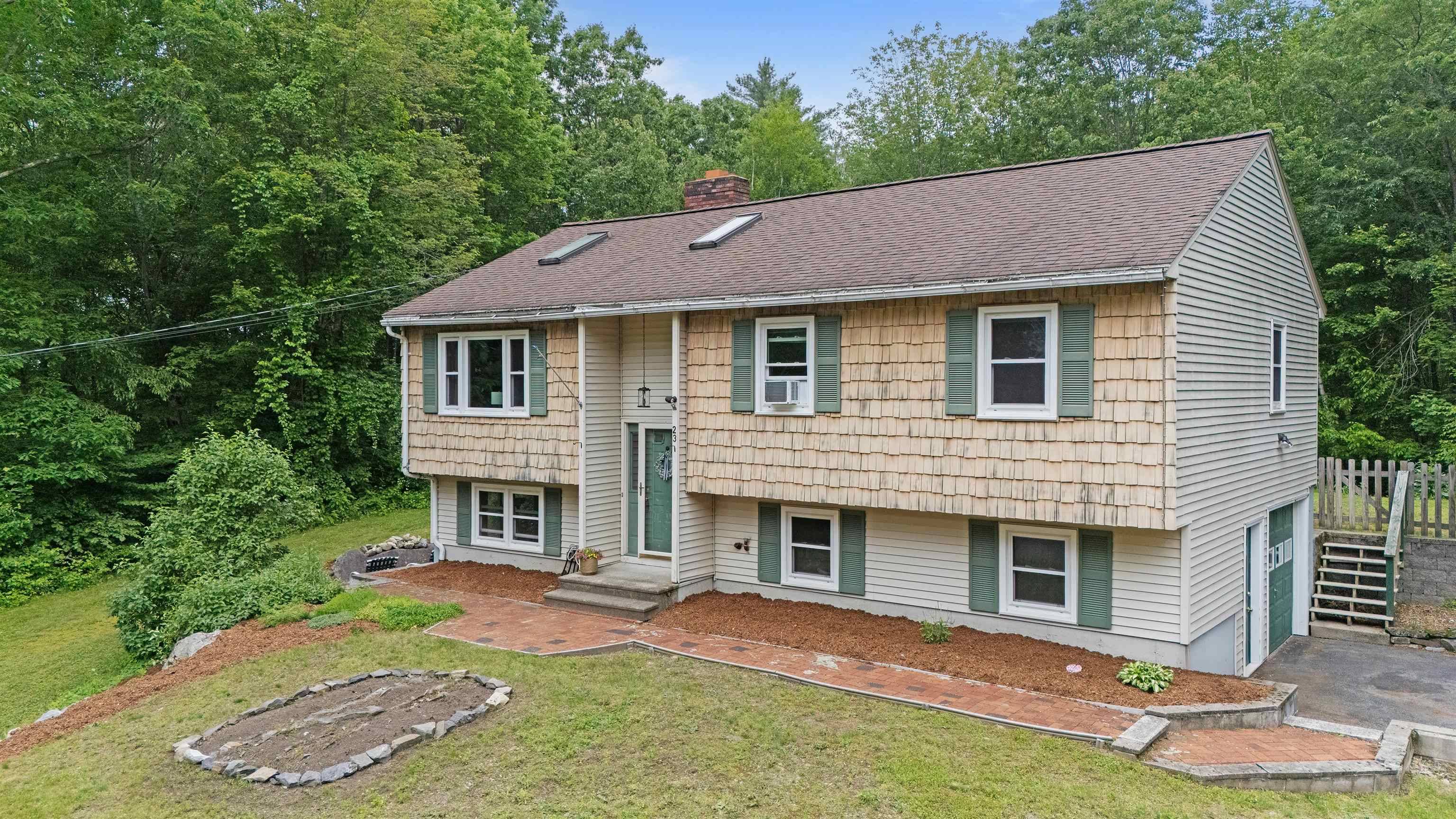 23 Winter ST, Goffstown, NH 03045