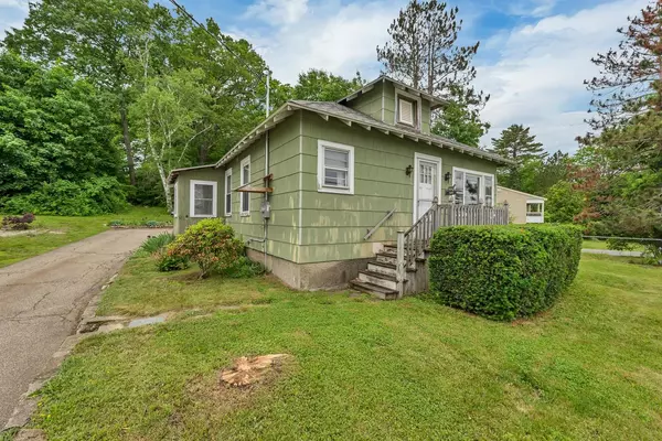 Laconia, NH 03246,906 North Main ST