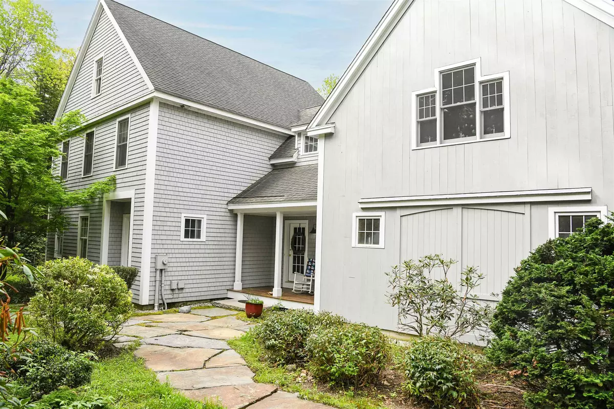 Amherst, NH 03031,2 Parker Farm LN