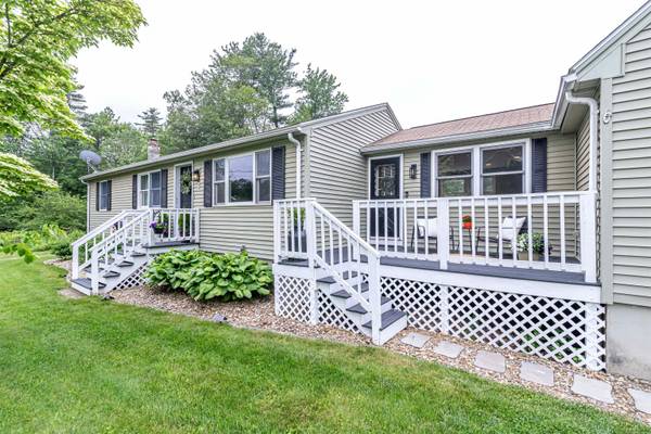 7 1/2 Olesen RD, Derry, NH 03038