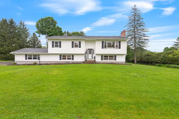 Jericho, VT 05465,27 Brookside DR