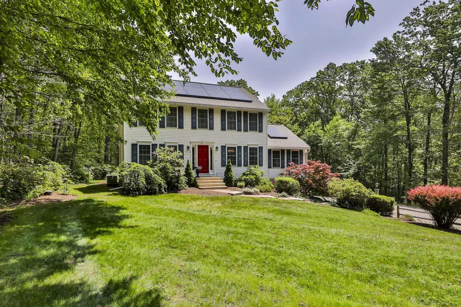 25 Westview RD, Brookline, NH 03033