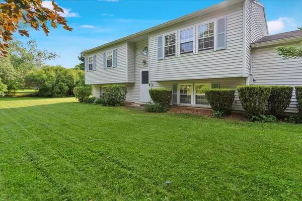 435 Williams RD, Colchester, VT 05446