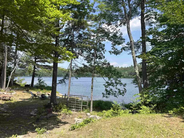 Madison, NH 03849,26 Island DR