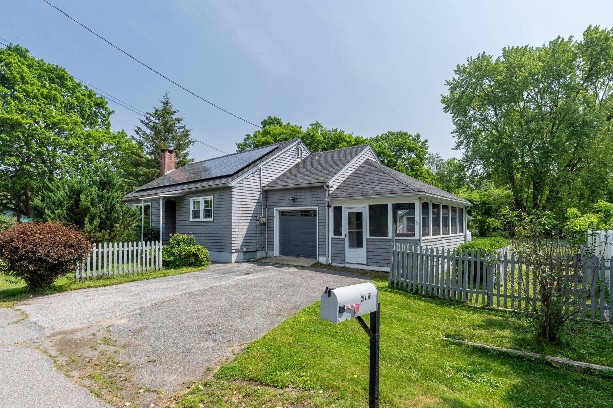 21 Vine ST, Keene, NH 03431