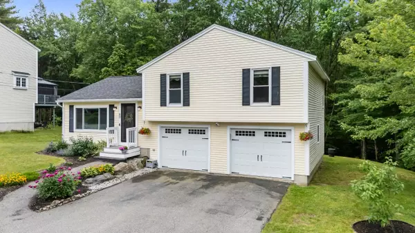 Derry, NH 03038,80 Overledge Drive EXT