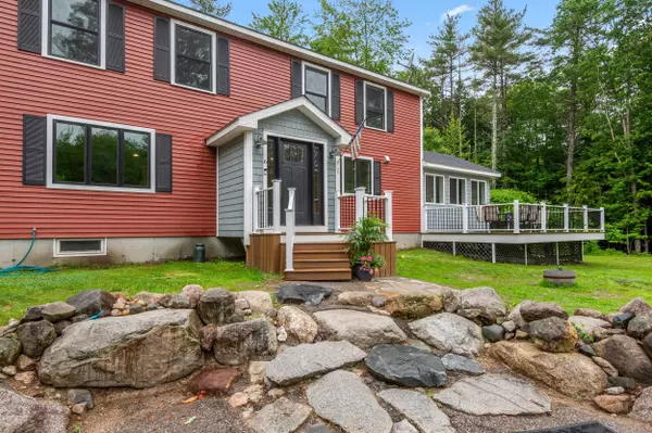 Ossipee, NH 03864,6 Rainbow DR