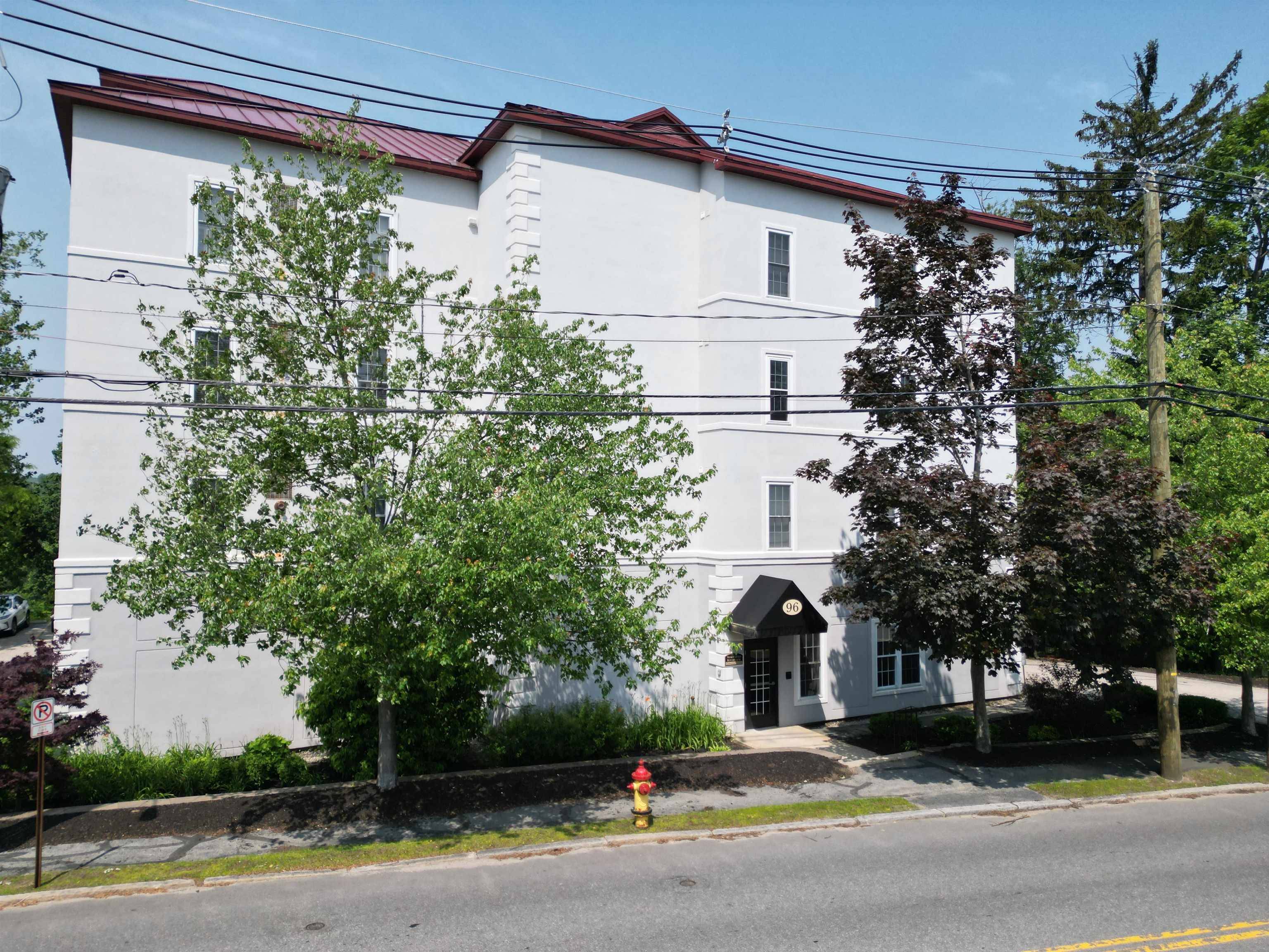96 River RD #205, Manchester, NH 03104