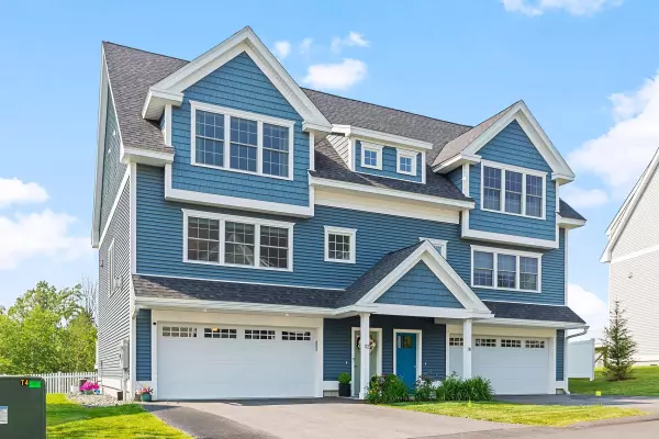 32 Green RD, Newmarket, NH 03857