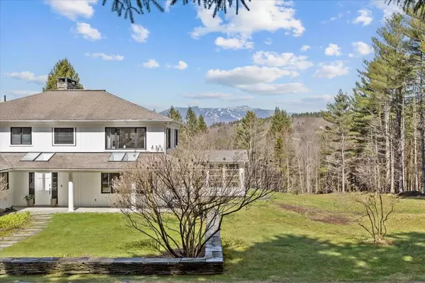 Stowe, VT 05672,214 Upper Hollow RD