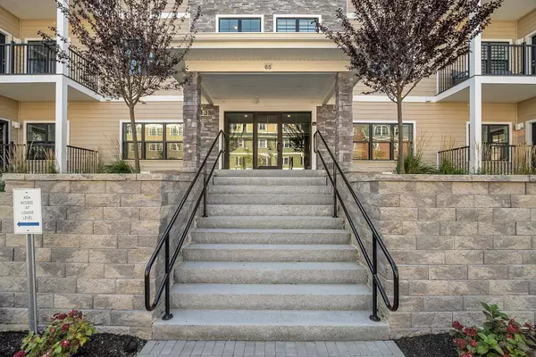 55 Pointe PL ##103, Dover, NH 03820