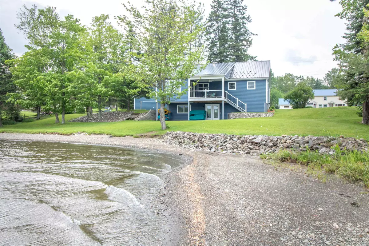 Canaan, VT 05903,4544 VT Route 114