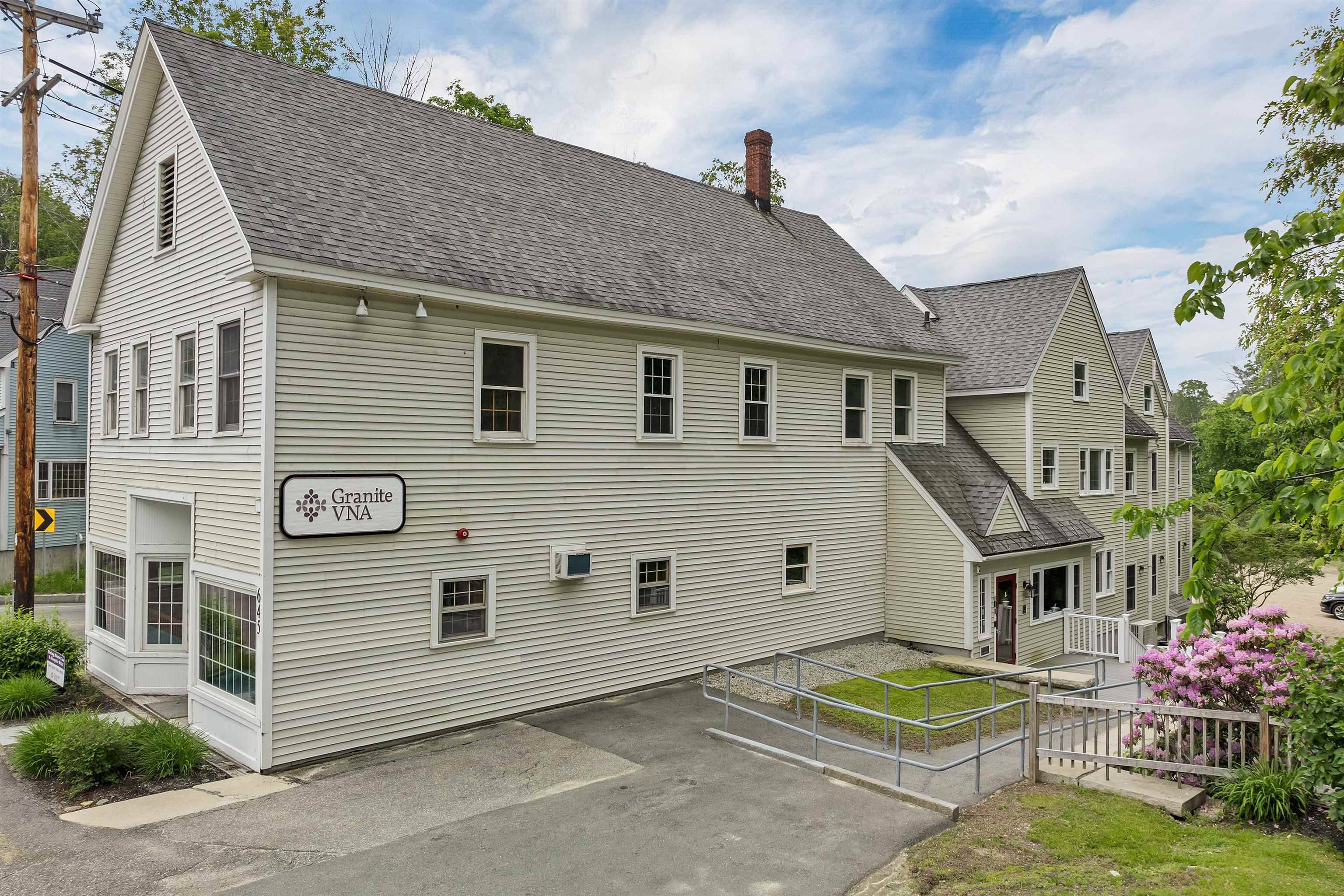 Wolfeboro, NH 03894,645 South Main ST