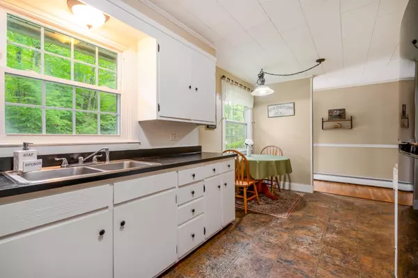 Swanzey, NH 03446,43 Longwood DR