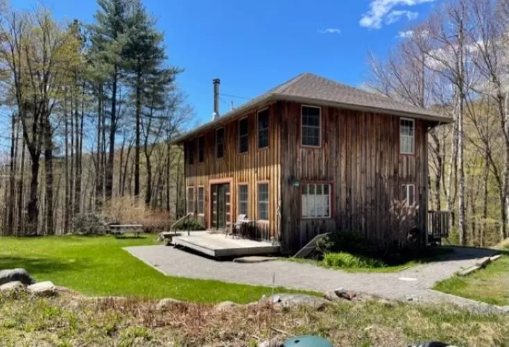 Bolton, VT 05465,1874 Notch RD