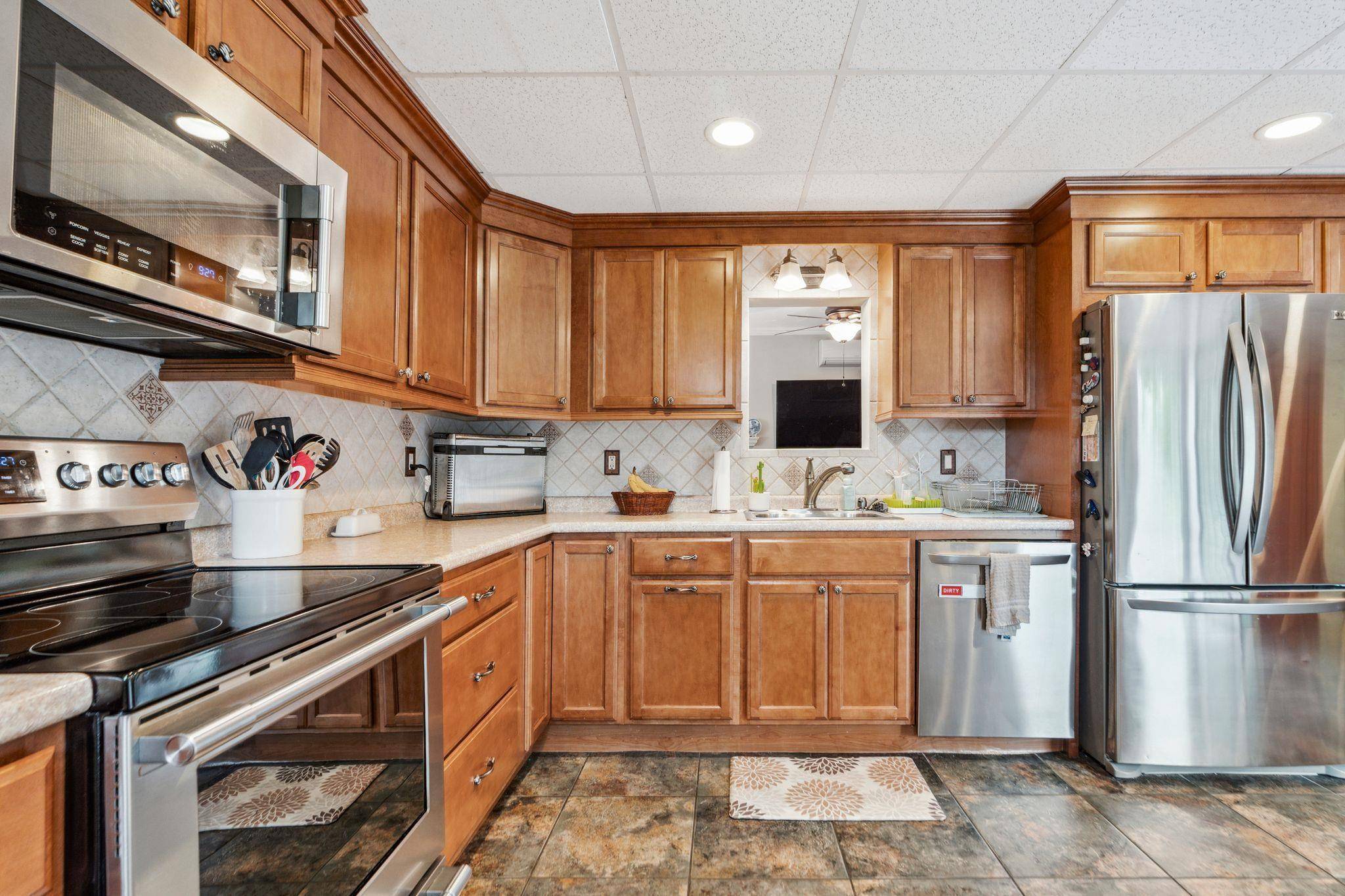 Newport, NH 03773,183 Summer ST