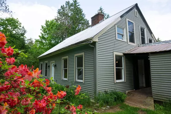 23 Range RD, Underhill, VT 05489