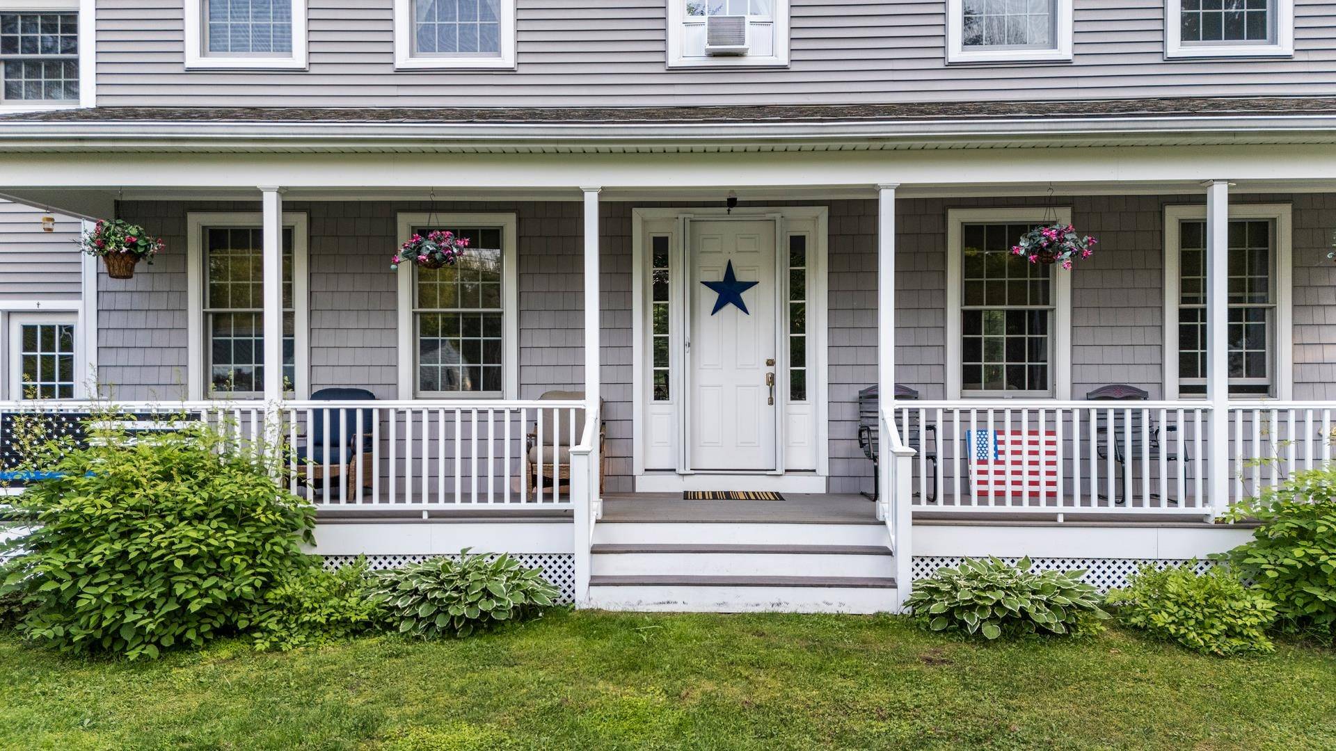 Sunapee, NH 03782,222 Youngs Hill RD