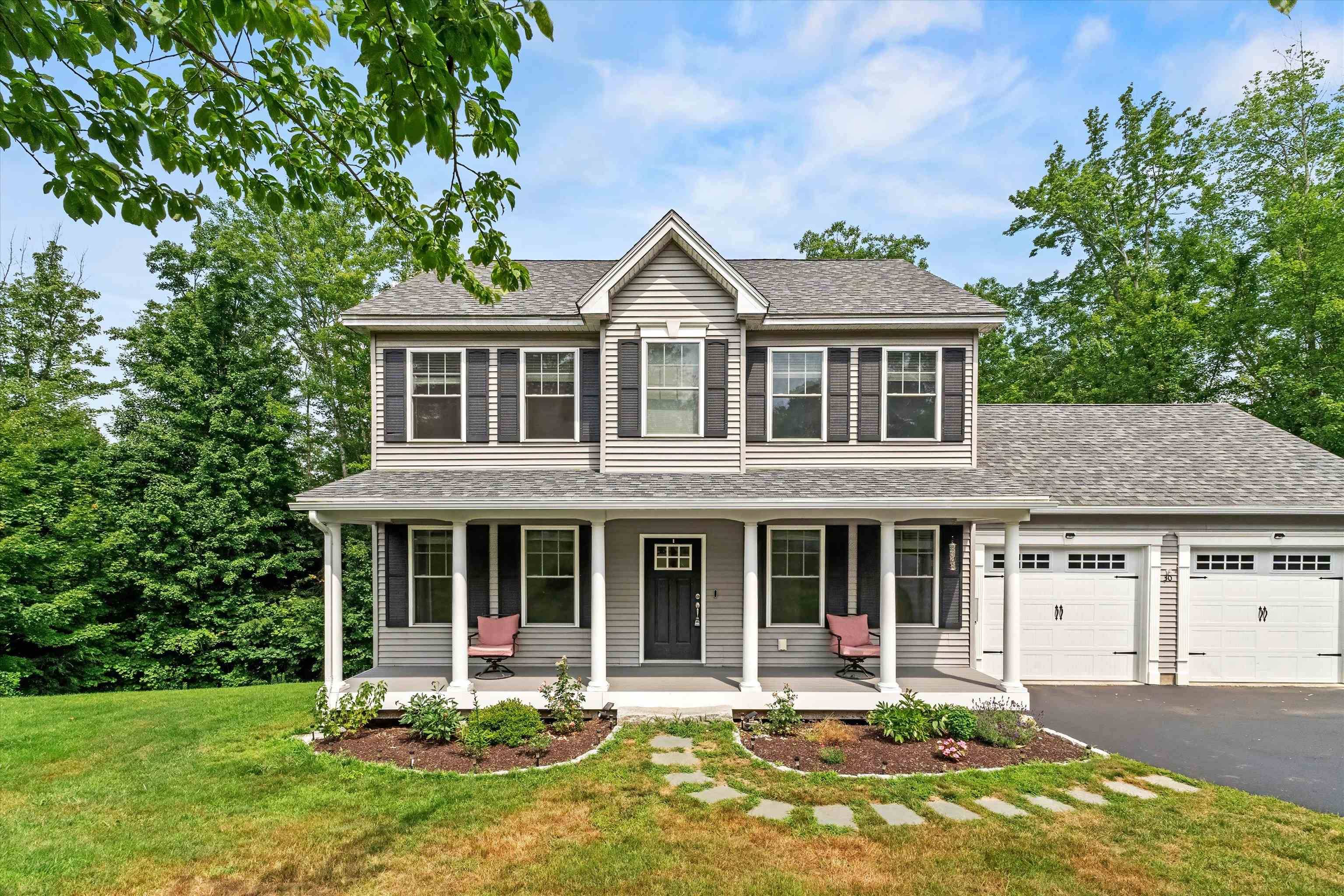 30 Daylily LN, New Boston, NH 03070