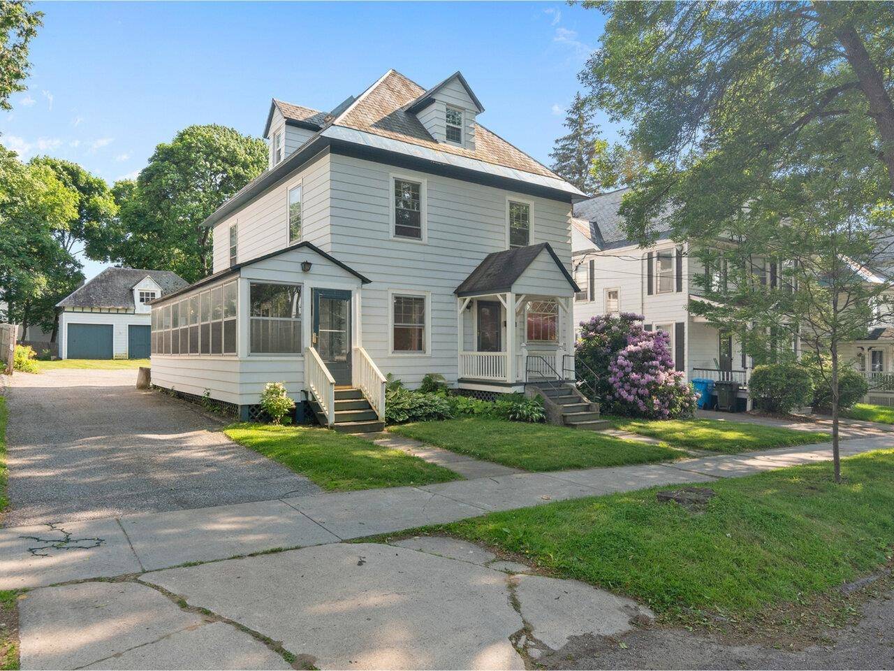 159 Loomis ST, Burlington, VT 05401