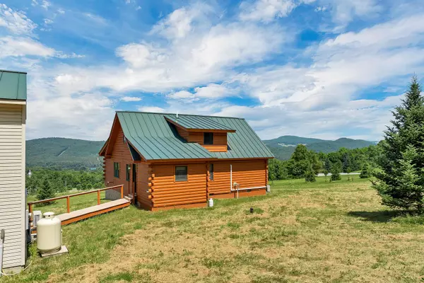 Monroe, NH 03771,72 Hilltop RD
