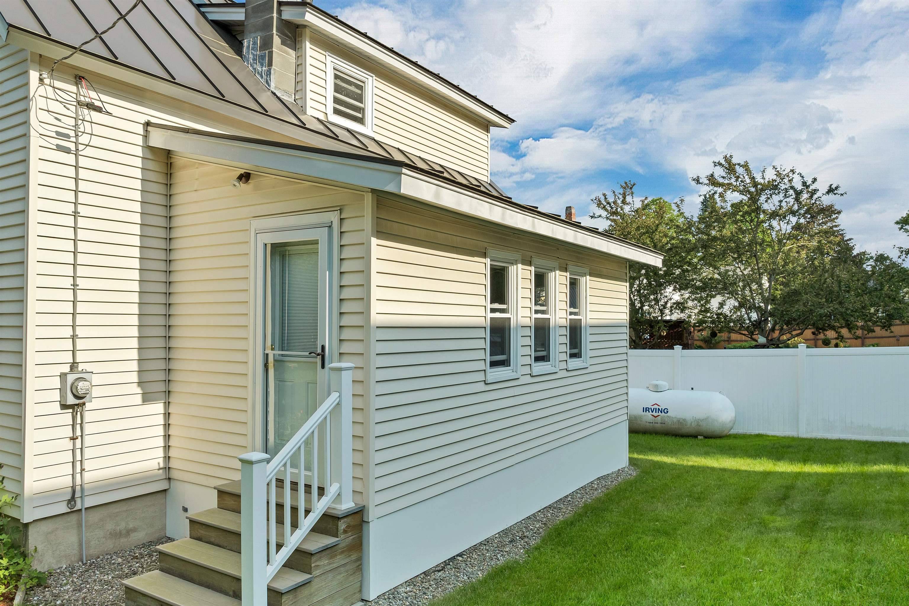 Lebanon, NH 03766,6 Davis DR