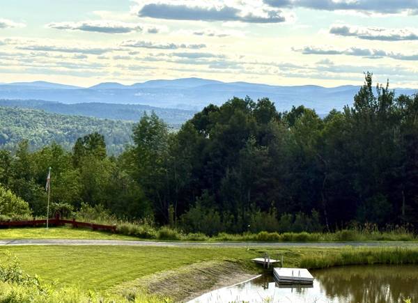 98 Rowell RD, Lancaster, NH 03584