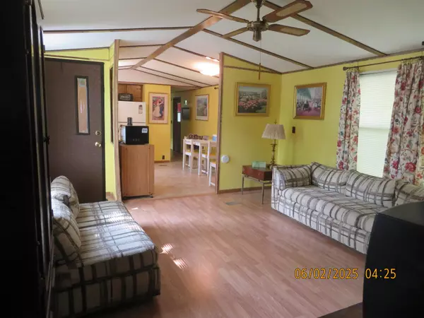 North Hampton, NH 03862,4 Slate RUN