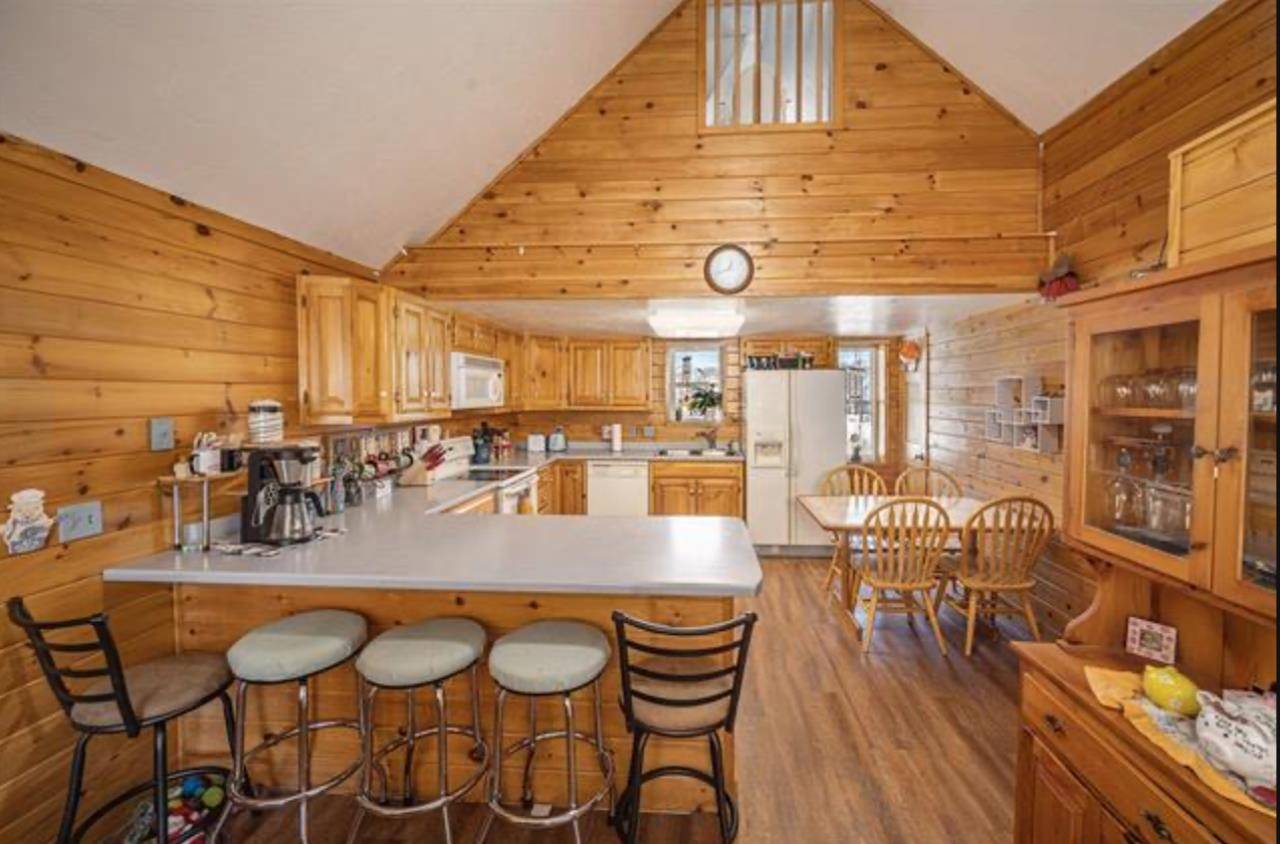 48A Pine ST, Hopkinton, NH 03229
