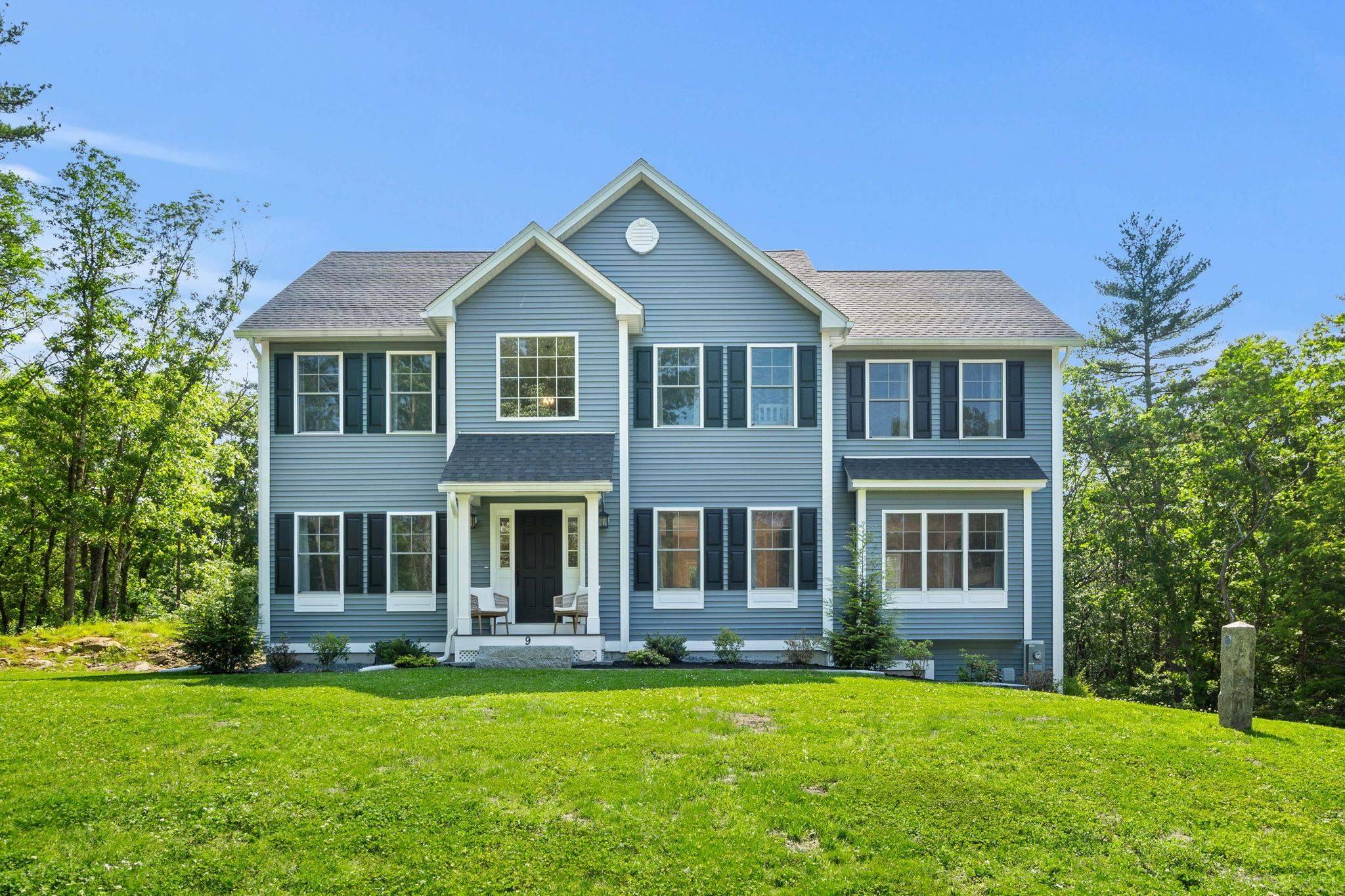 9 Bonanno RD, Salem, NH 03079